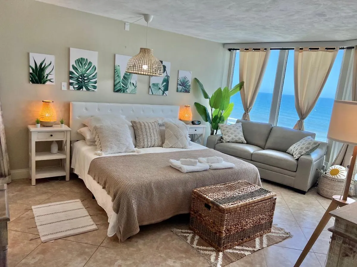 Beach Oasis 704 Lovely Daytona Ocean Front For 5 Sleeps Up To 12 Daytona Beach Apartment