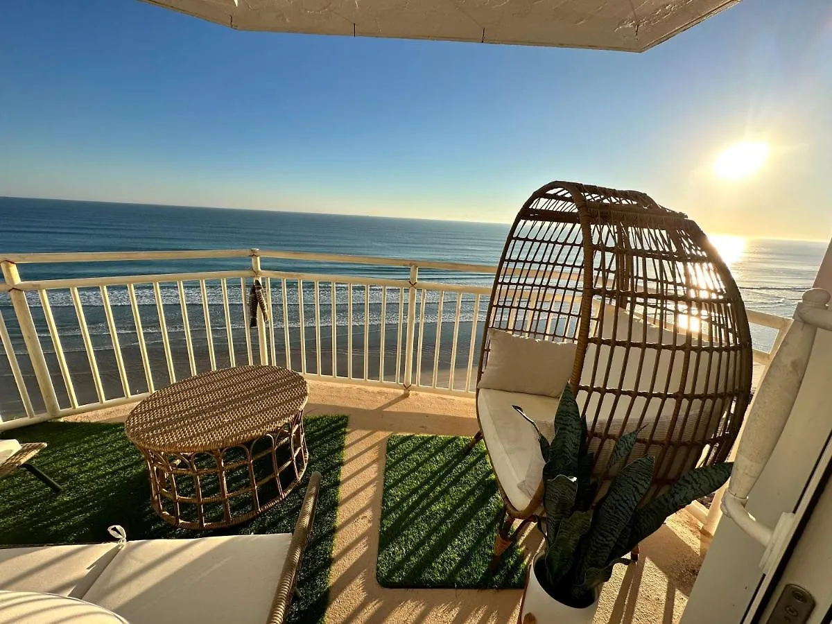 Apartment Beach Oasis 704 Lovely Daytona Ocean Front For 5 Sleeps Up To 12 Daytona Beach