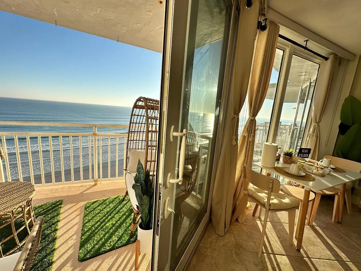 Beach Oasis 704 Lovely Daytona Ocean Front For 5 Sleeps Up To 12 Daytona Beach Apartment